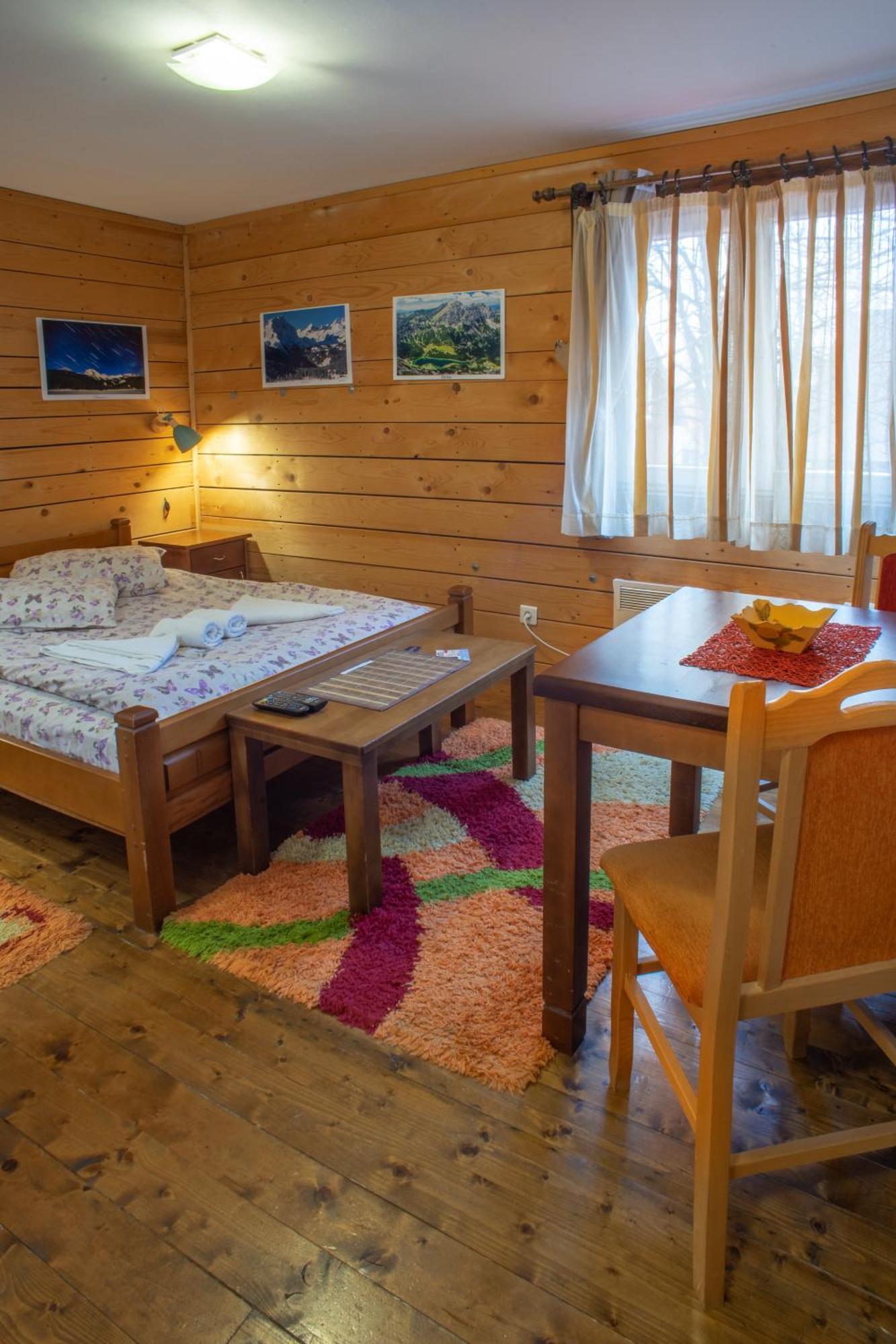 Apartments Peaks Zabljak  Bilik gambar